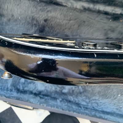 Burns Black Bison Bass 1964 - Black image 3