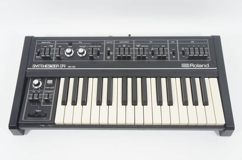 Roland SH-09 32-Key Monophonic Synthesizer