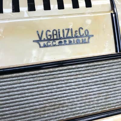 Vintage V.Galizi & Co. Accordion Stephen image 9