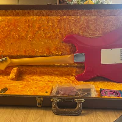 Fender Mark Knopfler Artist Series Signature Stratocaster 2011- Hot Red image 2