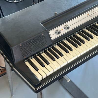 Wurlitzer 200 64-Key Electric Piano 1968 - 1974 - Black image 4