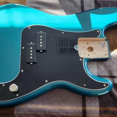 Fender Precision Bass Body MIM Loaded 2020s - Turquise image 5