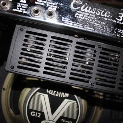 Peavey Classic 30 II/30 Watt 1 X 12" Tube Amp Combo (White Tolex) on Wheels image 11