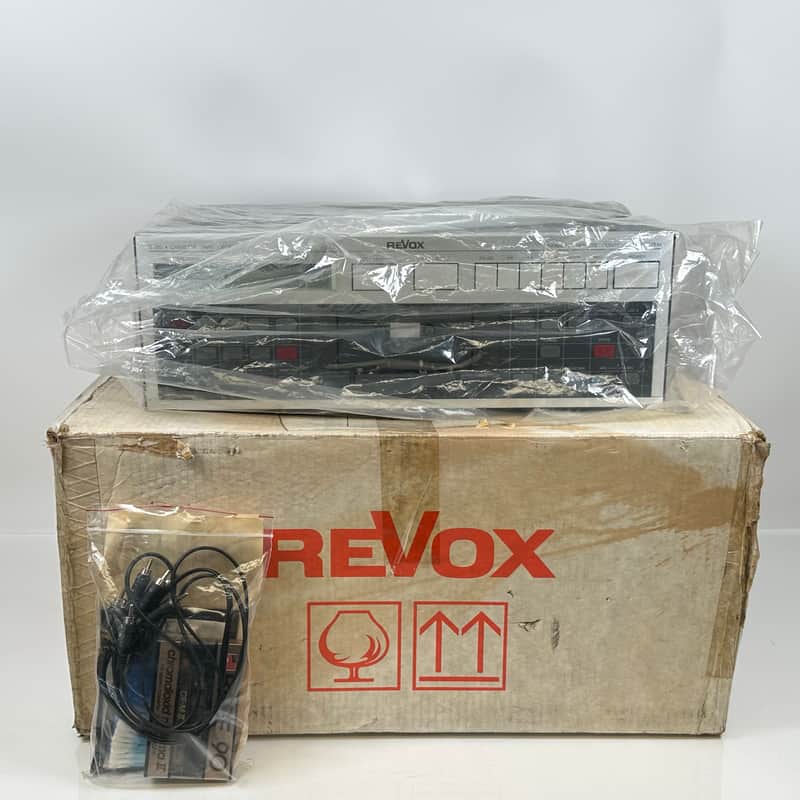 Vintage Revox B215 Cassette Tape Deck w/ Original Box image 1