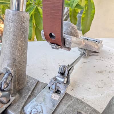 Rogers No. 395R Swiv-O-Matic Bass drum pedal 1960s - Chrome image 9