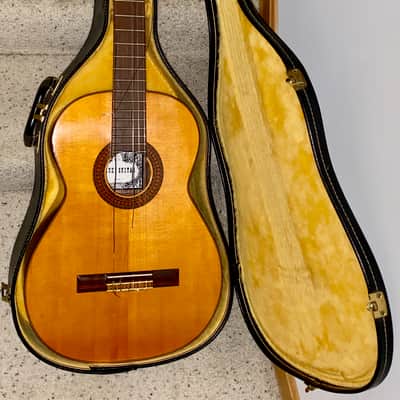 Suzuki No. 10 Classical Guitar image 7