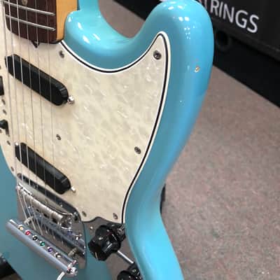 1966 Fender Mustang Guitar Daphne Blue w/ Rosewood Fretboard image 9