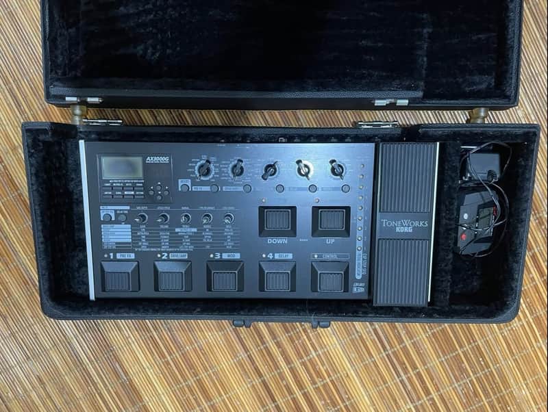 Korg AX3000G w/ Custom Hardcase image 1