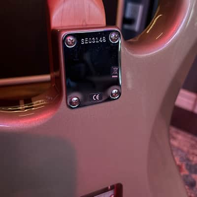 MINT John Mayer Fender Stratocaster Shoreline Gold w/ Racing Stripe image 4