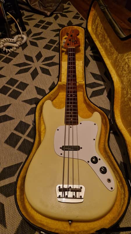 Fender Musicmaster Bass