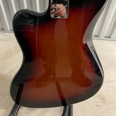 Squier Classic Vibe Jaguar Bass 2020 - Present - 3-Color Sunburst image 3