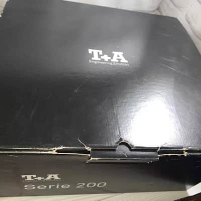 T+A DAC 200 High-End D/A Converter & Preamp | Series 200 image 5