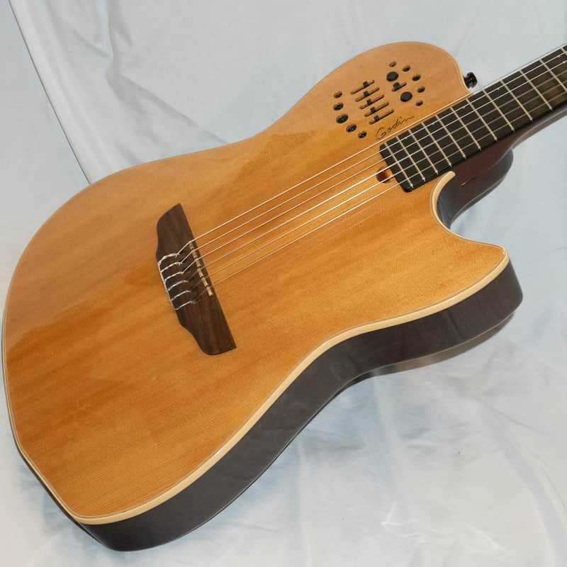 2009 Godin Multiac Nylon Synth Access Gloss Natural