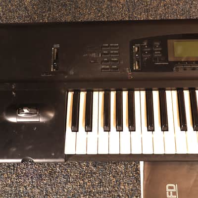 Korg 01/W Keyboard Synthesizer Workstation with manual used image 2