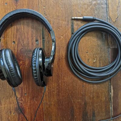 Pig Hog PHX14-10 1/4" TRSF to 1/4" TRSM Headphone Extension Cable, 10 Feet image 3