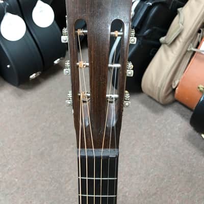 Weymann Keystone G28 Parlor Guitar with Hardcase image 2