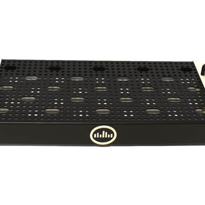 Temple Audio Design SOLO 18 Modular Pedal Board - Vintage White image 4