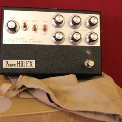 Peace Hill FX  SSS Tube Preamp Dumble style with Black Tolex & Silver Panel image 3