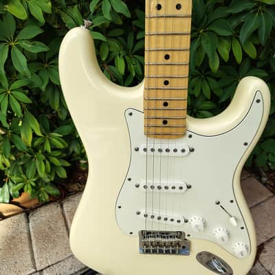 Fender American Standard Strat Stratocaster Olympic White *UNPLAYED* 2011 image 10