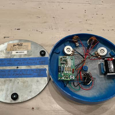 Dunlop Jimi Hendrix Signature Dallas Arbiter England JHF2 NKT275 Fuzz - 1994 - Blue - W/ Original Box image 4