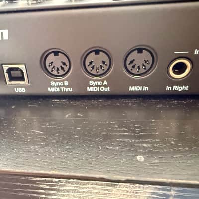 Elektron Syntakt 12 Track Drum Computer & Synthesizer 2022- Present - Black image 9