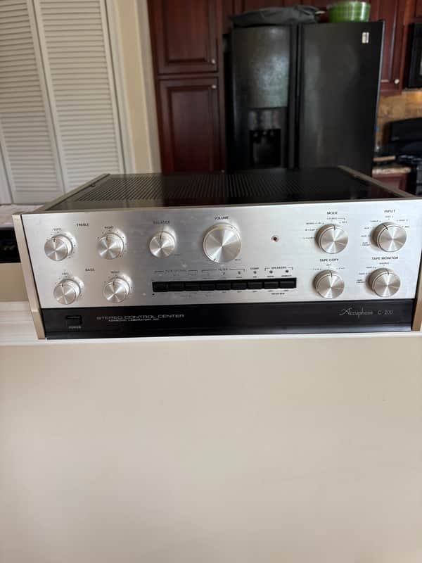 Accuphase C-200 preamp 1970’s