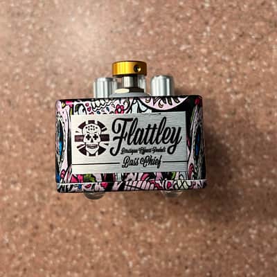 Flattley Guitar Pedals Bass Chief 2021 - Present - Sugar Skulls image 4