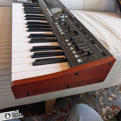 Behringer DEEPMIND 6 Analog Synthesizer w/Box Bild 7