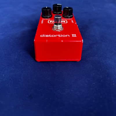 MXR M115 Distortion III 2004 - Present - Red image 3