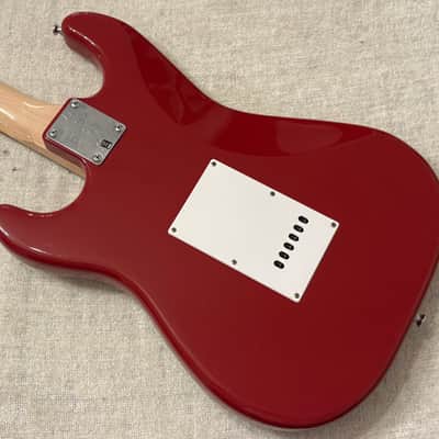 2014 Squier Bullet Stratocaster Red Rosewood Fretboard Maple Neck No Skunk Stripe / 8 Screw Pickguard image 12