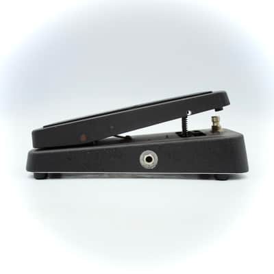 Jim Dunlop GCB-95 Cry Baby Wah Guitar Effect Pedal MMI-03T046 image 6