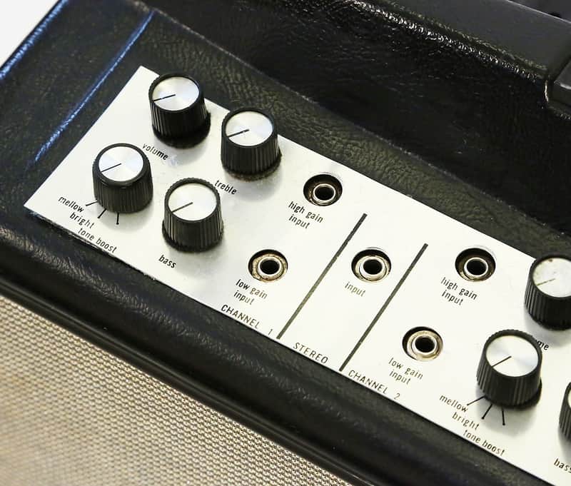 Magnatone M15A Custom Series 2-Channel 38-Watt 2x12" Stereo Guitar Combo image 2
