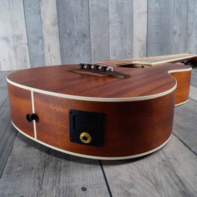 Lanikai MA-EBU Mahogany 'Electric Bass' Ukulele, Incl Gig Bag image 10