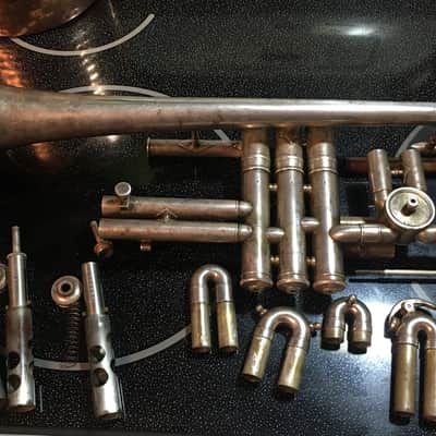 MAKE OFFER CORNET 1922 CONN 10A WONDER SILVER PLATE MISSING SOME PARTS NOT FUNCTIONING FREE SHIP image 10