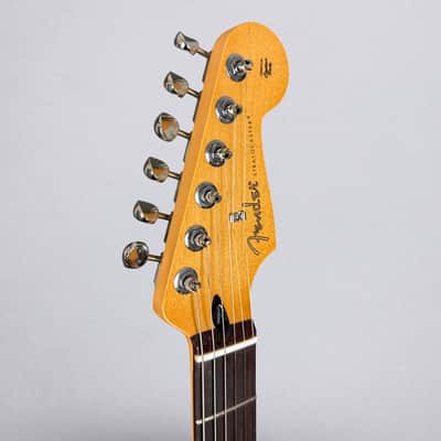 Fender Player II Stratocaster 2025 - 3-Color Sunburst image 9
