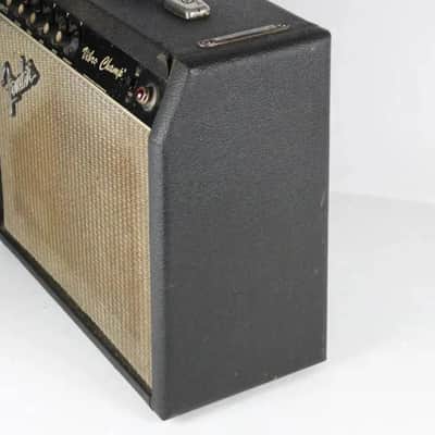 1981-1982-1983 Vintage Fender Vibro Champ Tube Combo Amp Blackface USA 1980s image 3