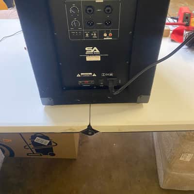 Powered 1x10" Compact 250w Subwoofer Speaker Cab image 2