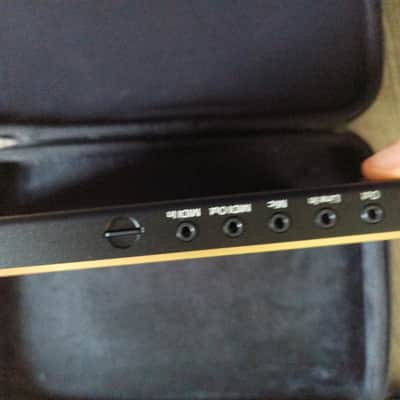 Polyend Tracker Gold Edition Standalone Audio Workstation 2021 - Graphic image 5
