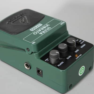 Behringer UV300 Ultra Vibrato image 4