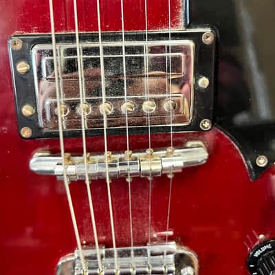 Guild Polara S-100 electric guitar with tremolo 1970s - Cherry image 6