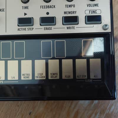Korg Volca Keys analog synth image 6