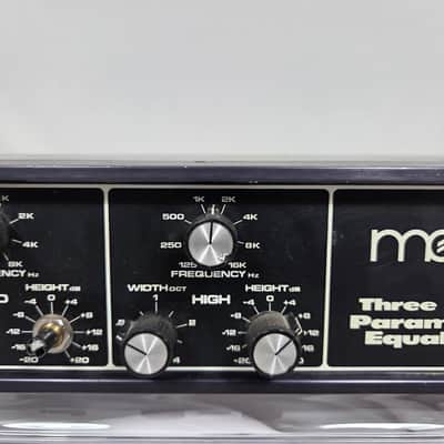 MOOG Three Band Parametric Equalizer image 4