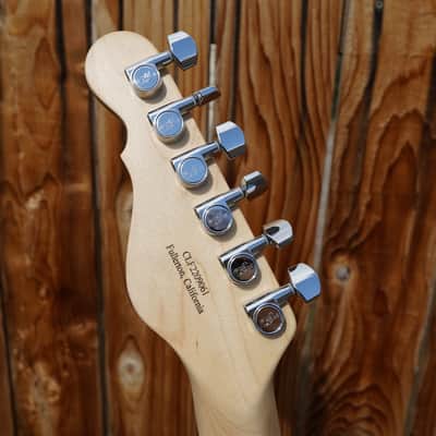 G&L USA ASAT Classic Thinline 2-Tone Goldburst 6-String Electric Guitar w/ Gig Bag NOS image 4