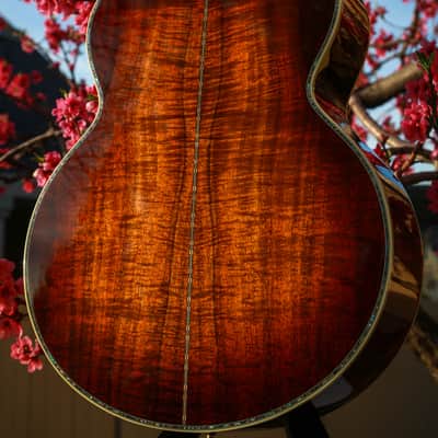 Gibson SJ-200 All Koa Custom Masterpiece Acoustic Guitar J-200 imagen 4