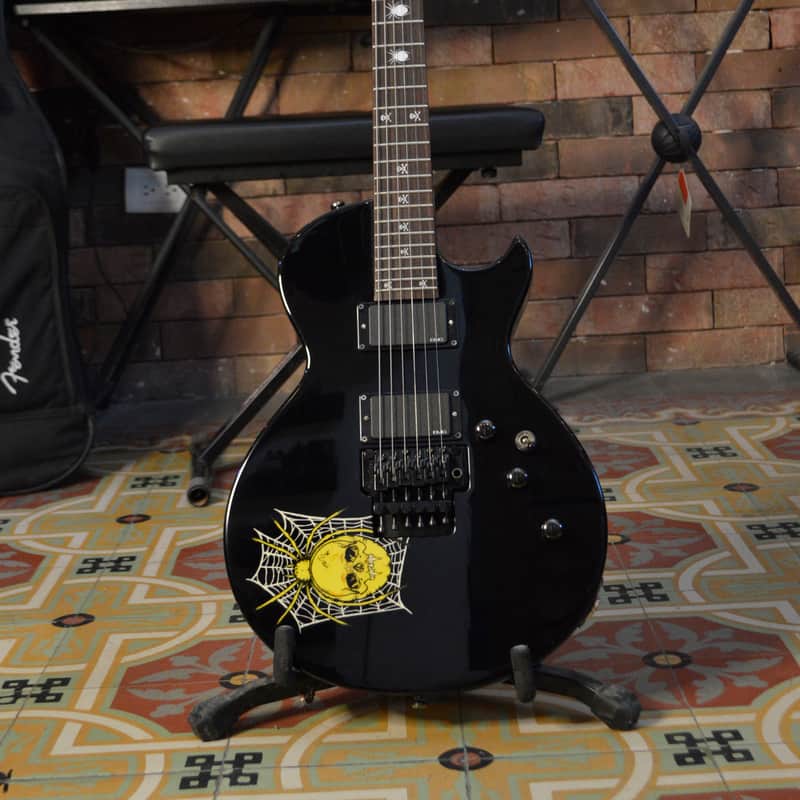 1995 – 2007 ESP KH-3 Kirk Hammett Signature Black with Custom …