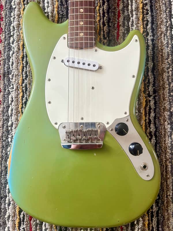 Fender Musicmaster 1972 - Daphne Blue-Modified