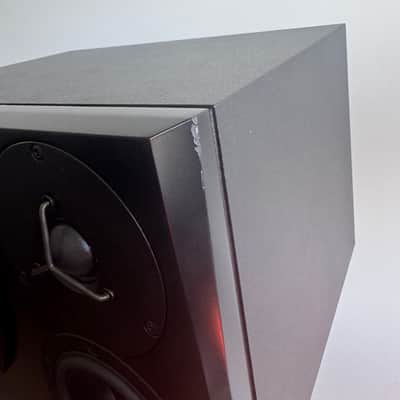 Dynaudio LYD 48 3-Way Active Studio Monitor Pair imagen 4
