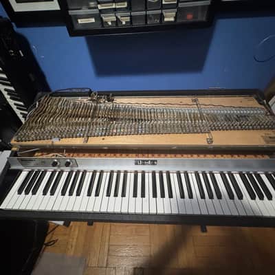 Rhodes Mark I Stage 73-Key Electric Piano 1976 image 8