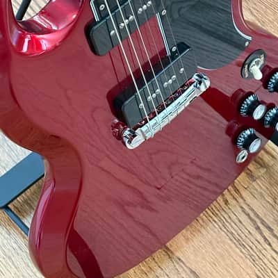 2021 GIBSON SG!! ~ P-90 Pickups & Burgundy Sparkle Finish!! ~ Excellent Condition! ~ OHSC & Case Candy!! image 5