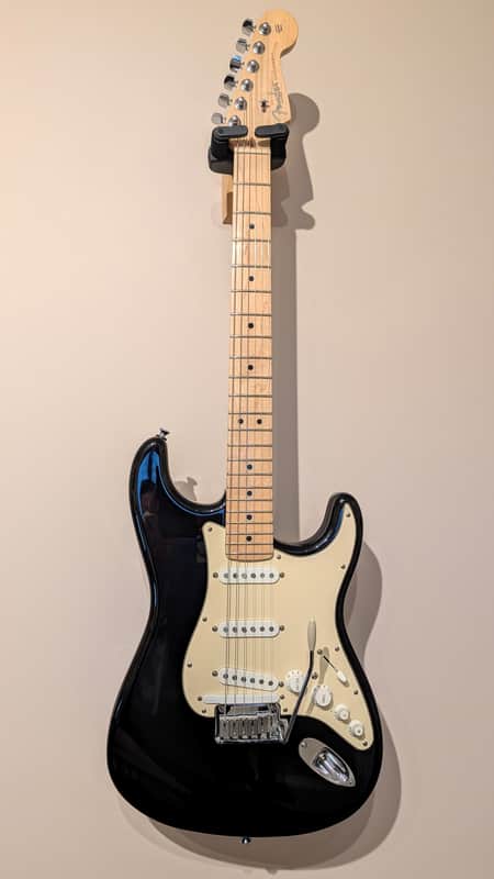 Fender American Series VG Stratocaster with Maple Fretboard